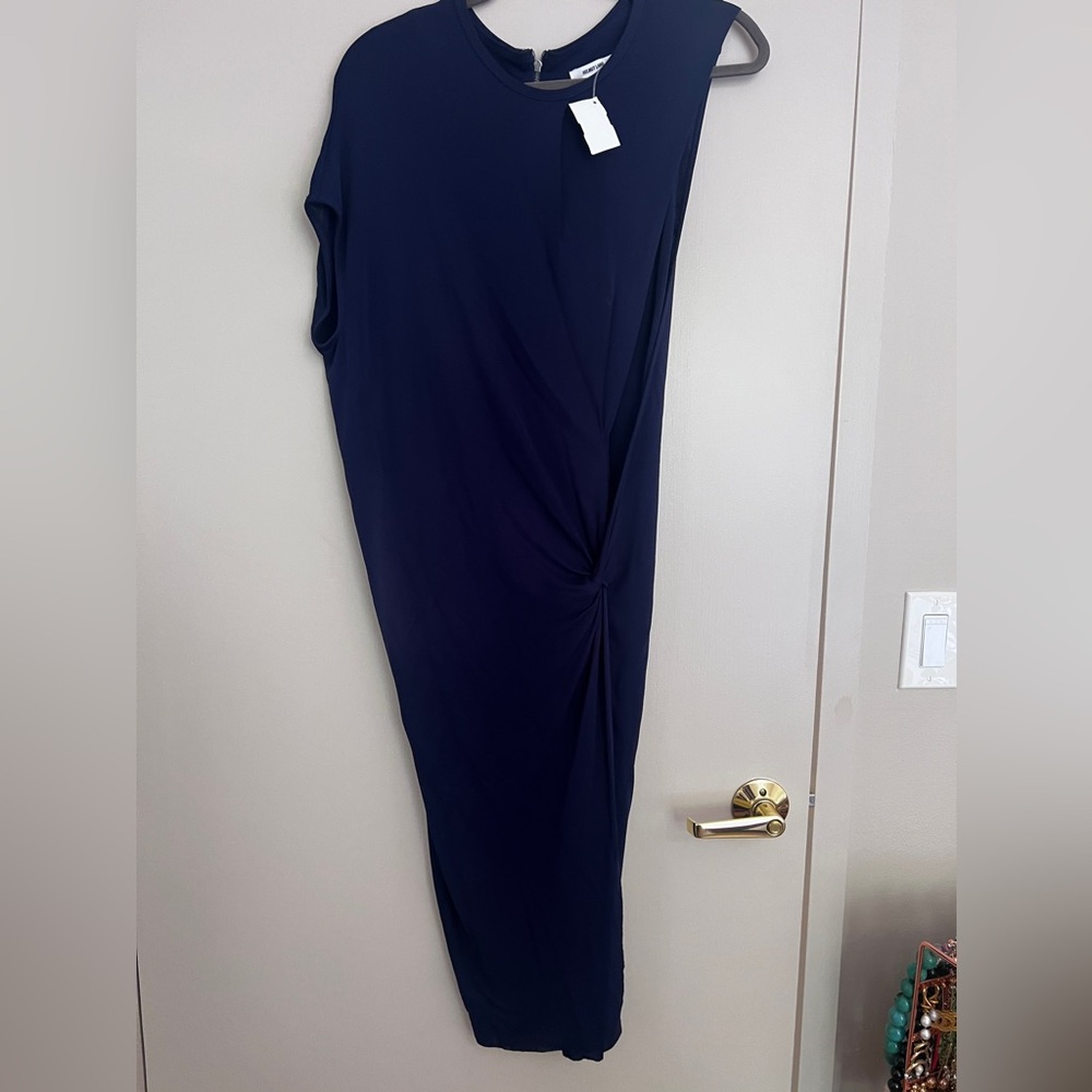 Helmut Lang Assymmetrical shoulder midi dress navy size S